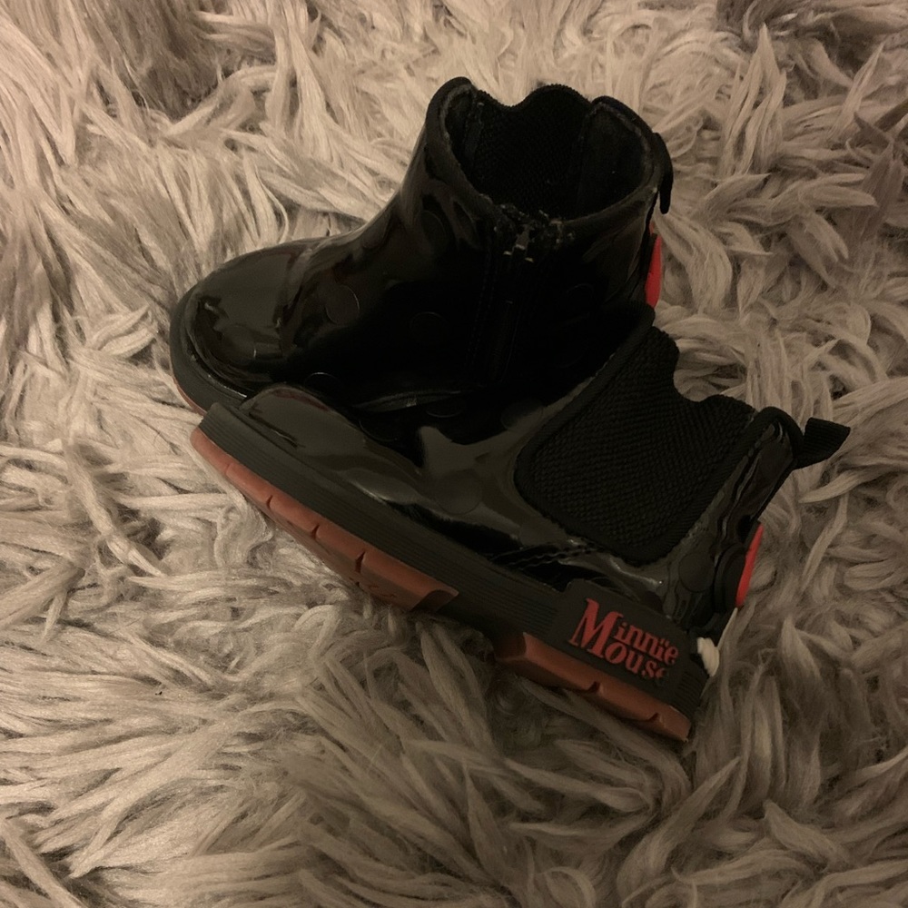 Black Minnie Mouse boots from Zara